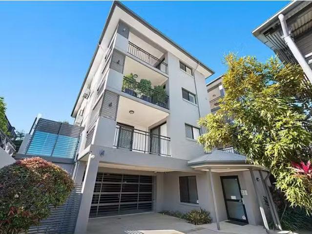 Apartment for rent in Toombul, Queensland