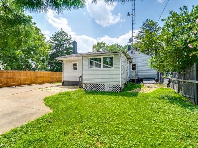 House for sale in Alliance, Stark County