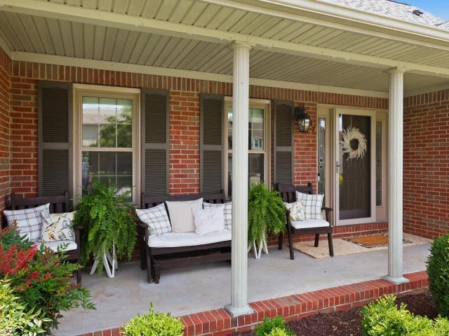 House for sale in Versailles, Kentucky