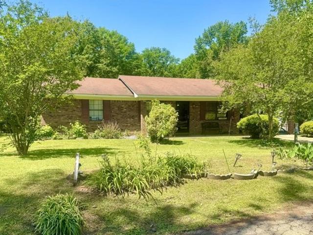 House for sale in Saltillo, Mississippi