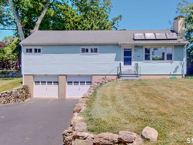 House for sale in Trumbull, Connecticut