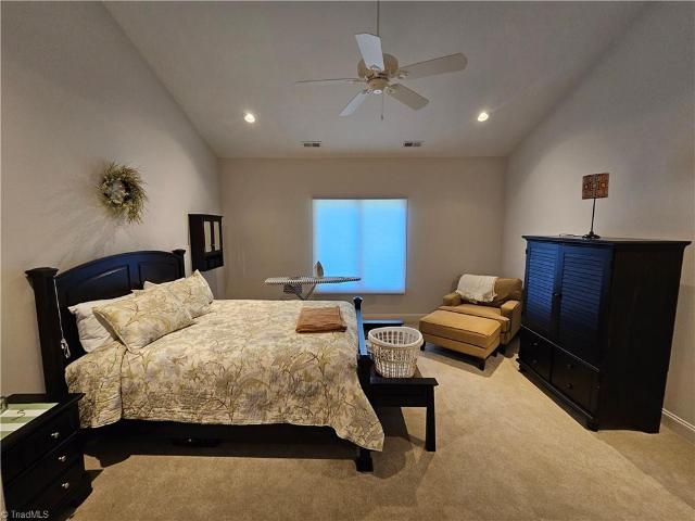 Townhouse for sale in Advance, North Carolina