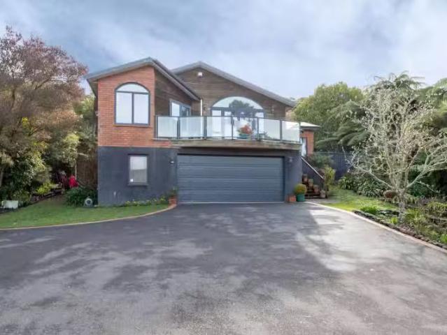 House for sale in Pauatahanui, Wellington