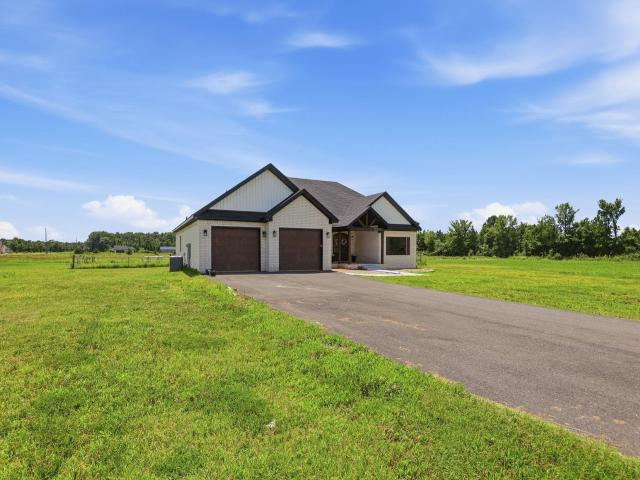 House for sale in Ark