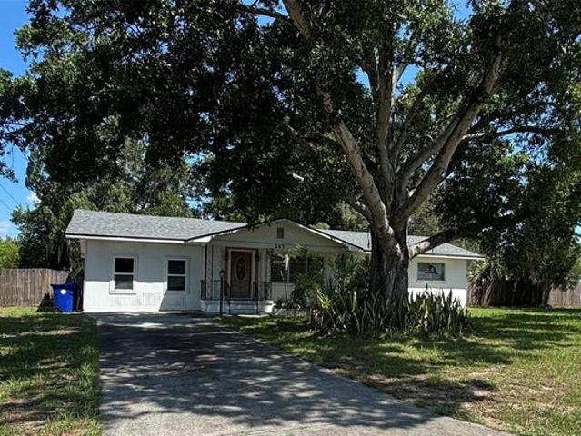 House for sale in Eagle Lake, Florida
