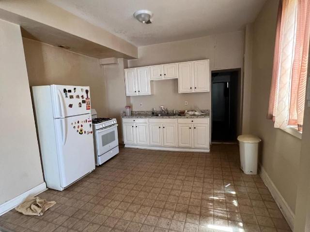 House for sale in Gibsonton, Maryland