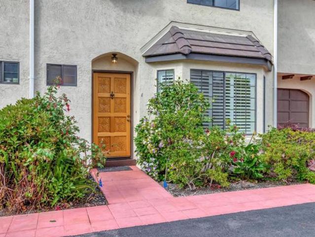 Condo for sale in Mountain View, California