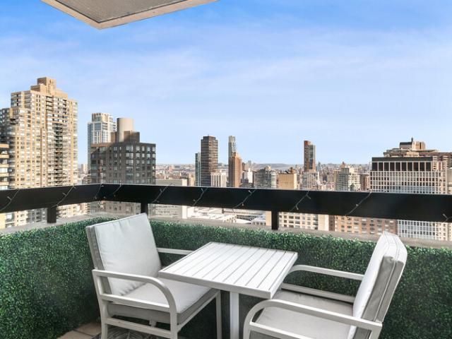 Condo for sale in Arverne, New York