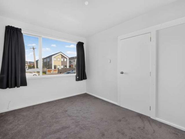 House for rent in Chaslands, Canterbury
