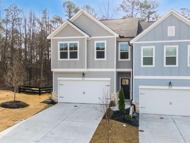 Townhouse for sale in Conyers, Georgia