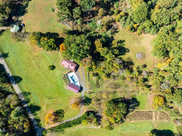 House for sale in Crackers Neck, Mountain City