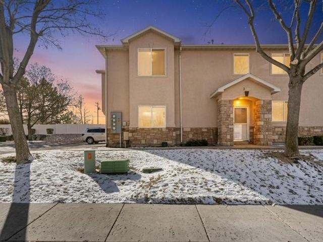 Condo for sale in West Valley City, Utah