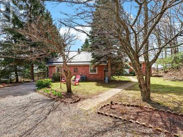 House for sale in South Frontenac, Ontario
