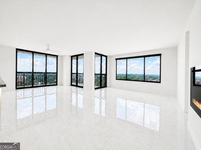 Condo for sale in Atlanta, Georgia