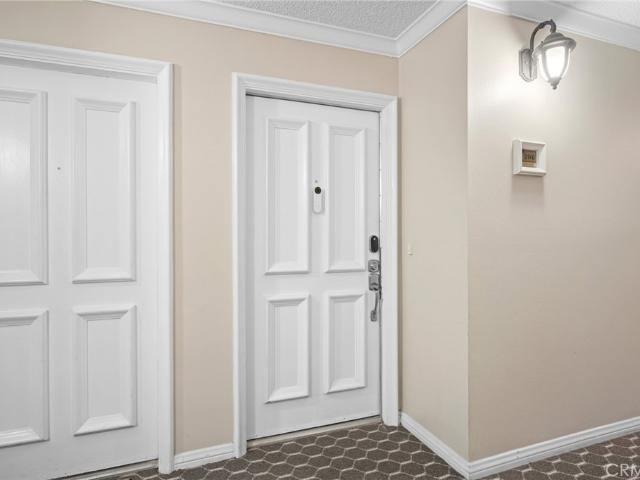Condo for sale in Glendale, California