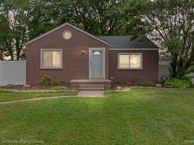 House for sale in Sterling Heights, Michigan