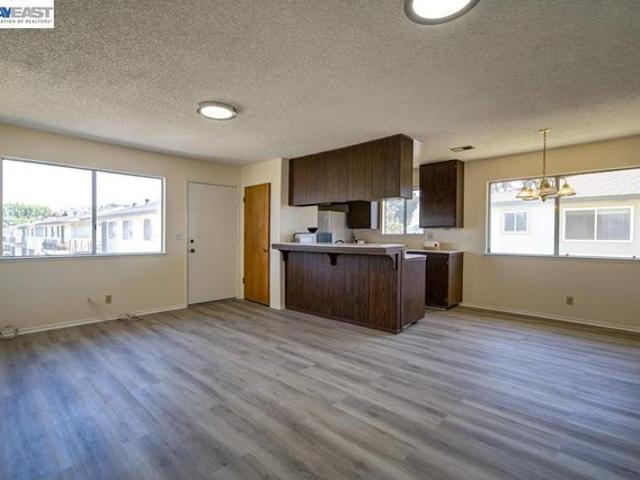 Condo for sale in Union City, California