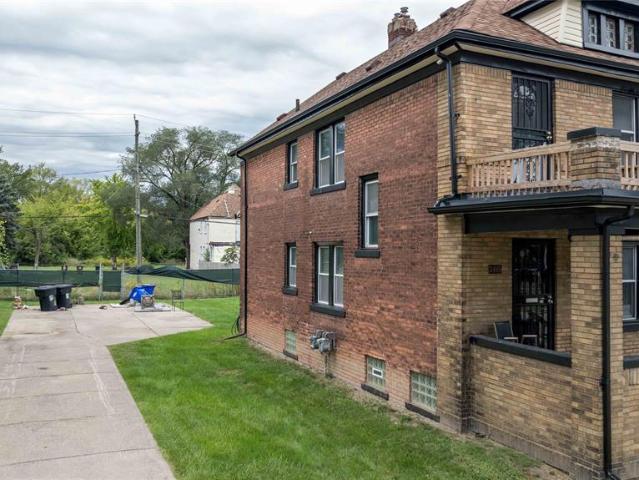House for sale in North Village, Detroit