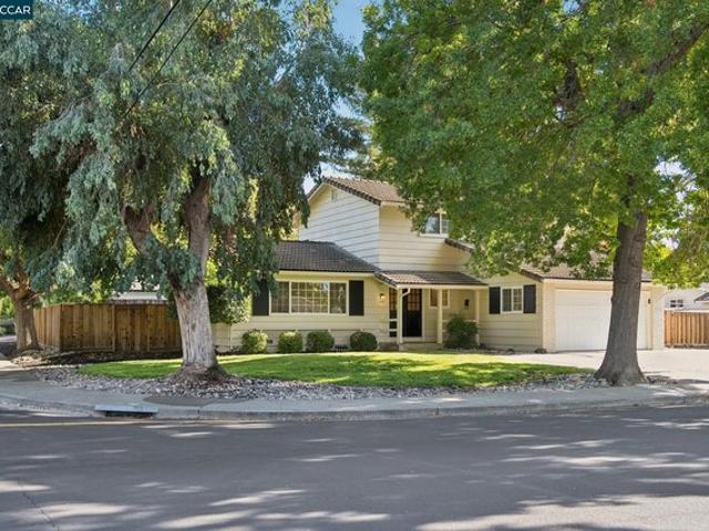 House for sale in Walnut Creek, California