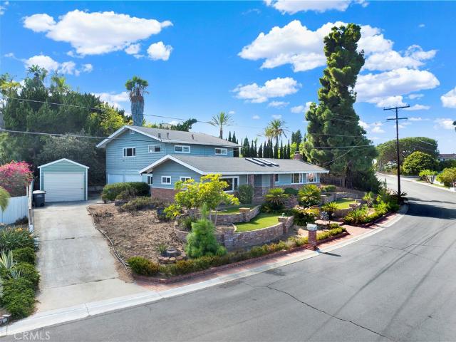 House for sale in Palamai, Carlsbad