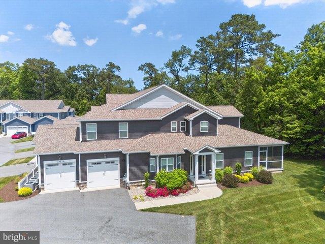 Townhouse for sale in Delaware