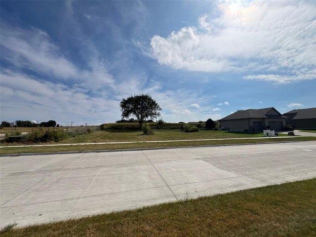 Land for sale in Linn, Iowa