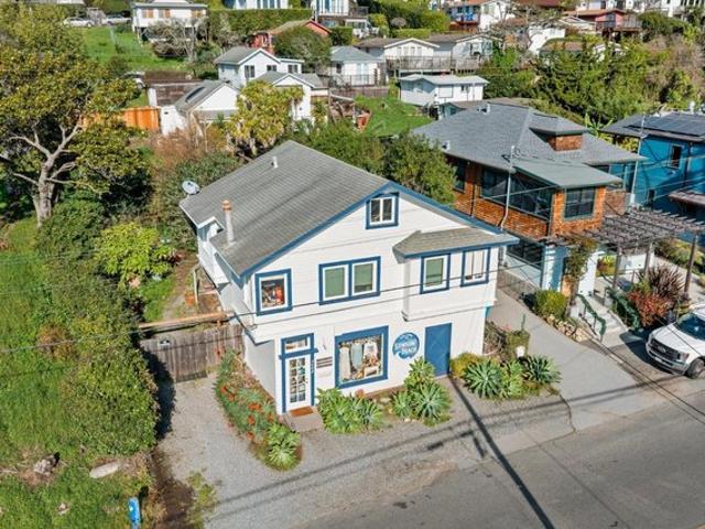 House for sale in Stinson Beach, California