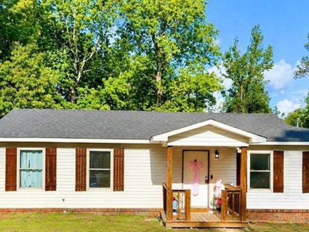 House for sale in Monroeville, Alabama