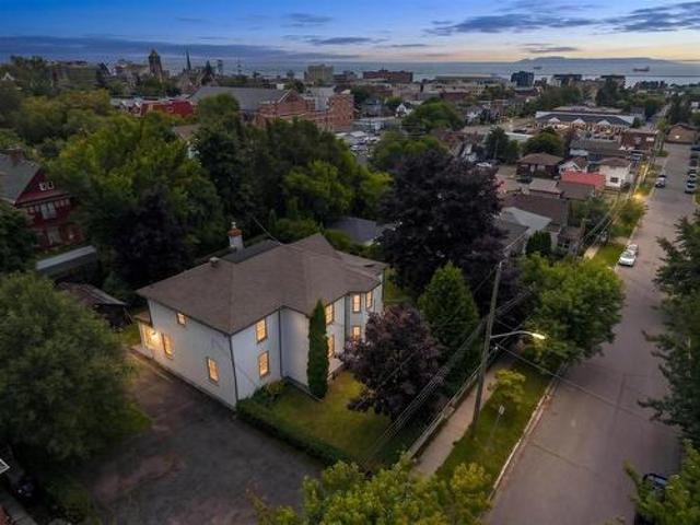 House for sale in Thunder Bay, Ontario
