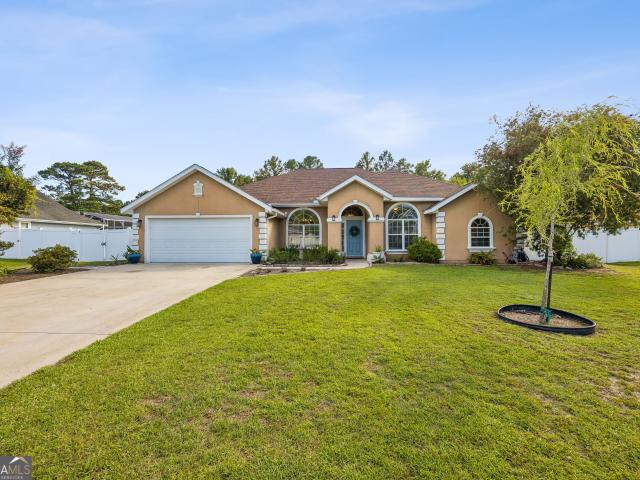 House for sale in White Oak, Georgia