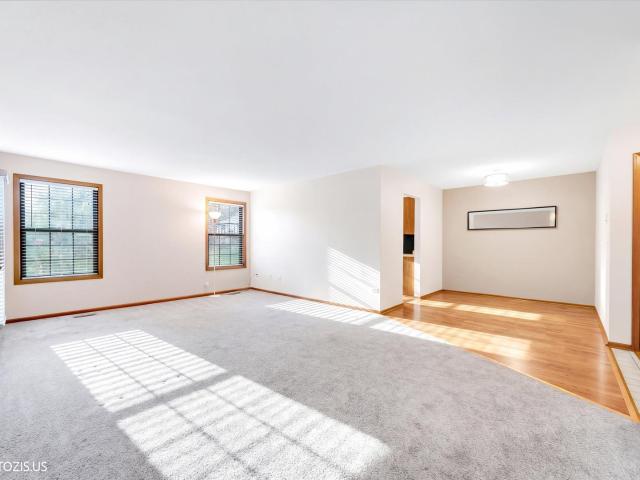 Condo for sale in Wood Dale, DuPage County
