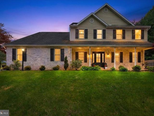 House for sale in Douglassville, Pennsylvania