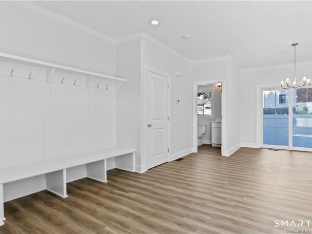 Townhouse for rent in Fairfield, Connecticut