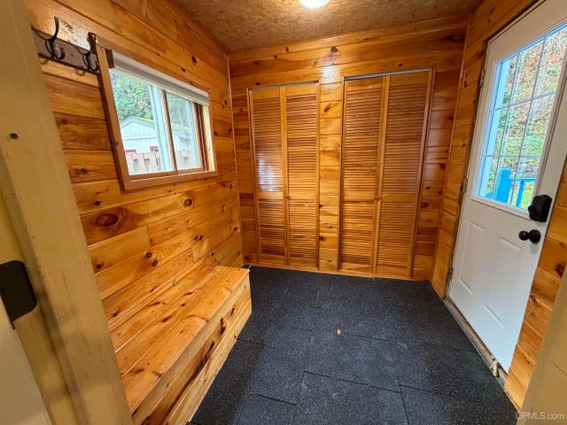 House for sale in Ishpeming, Marquette County