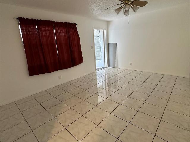 Condo for sale in Dania, Florida
