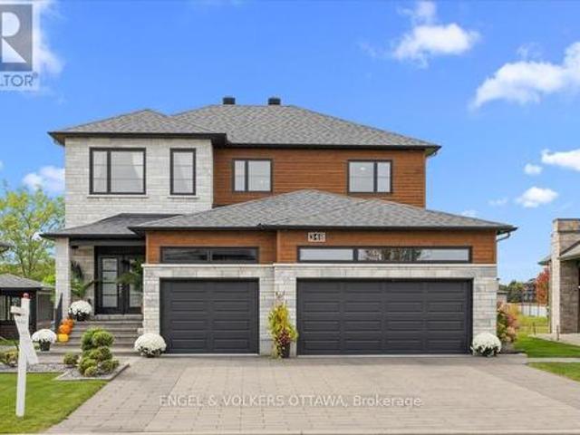 House for sale in Faubourg Ste-Marie, Russell