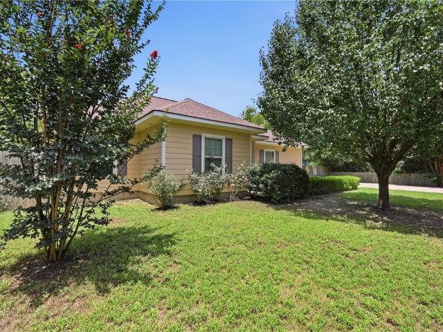 House for sale in North Zulch, Texas