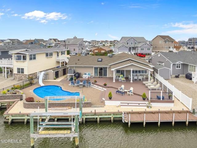 House for sale in Lavallette, New Jersey
