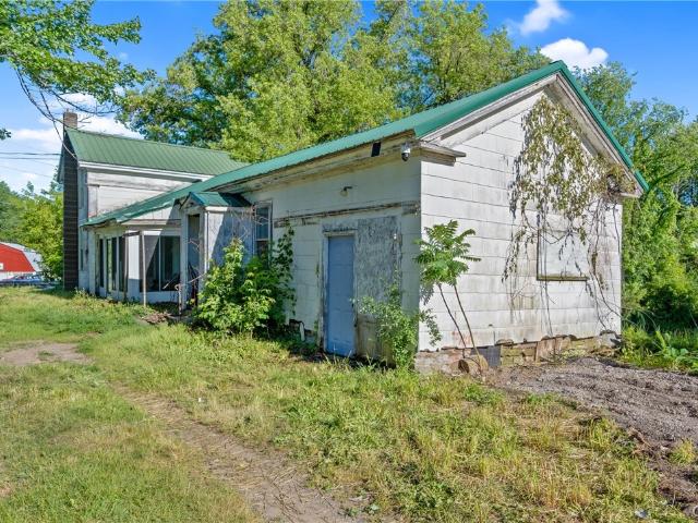 House for sale in New Haven, New York