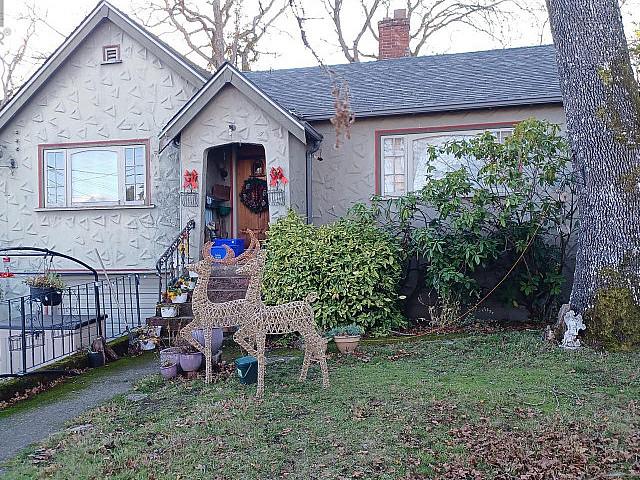 House for sale in Saanich, British Columbia