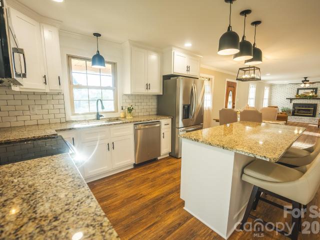 House for sale in Hiddenite, North Carolina
