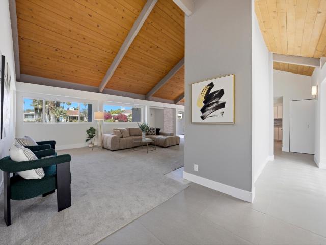 Condo for sale in Rancho Mirage, California