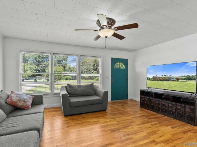 House for sale in Stevenson, Alabama
