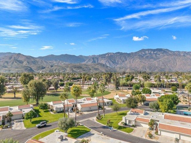 Condo for sale in Cathedral City, California