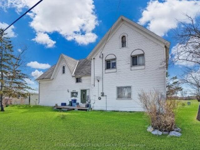 Duplex for sale in Niagara, Ontario