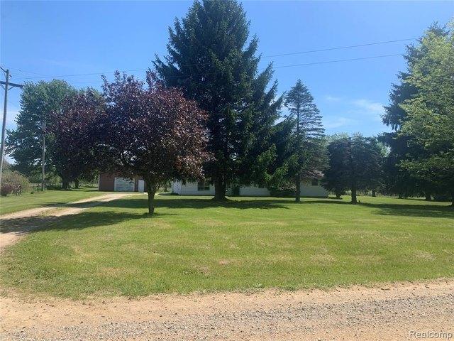House for sale in North Branch, Michigan