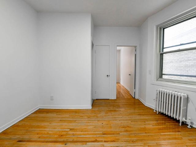 Apartment for rent in St. Leonard's, Quebec