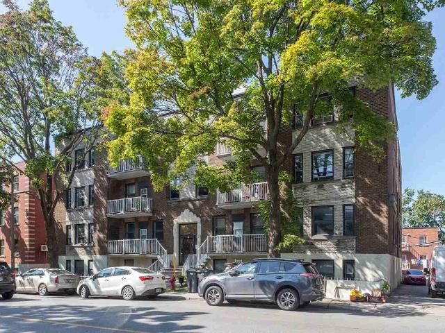 Apartment for rent in St. Leonard's, Quebec