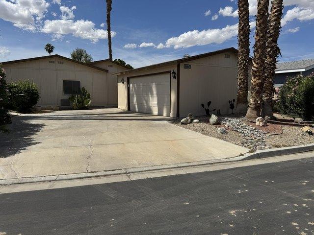 House for sale in Thousand Palms, California