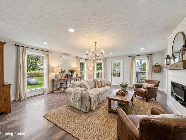 House for sale in Taylorsville, Kentucky